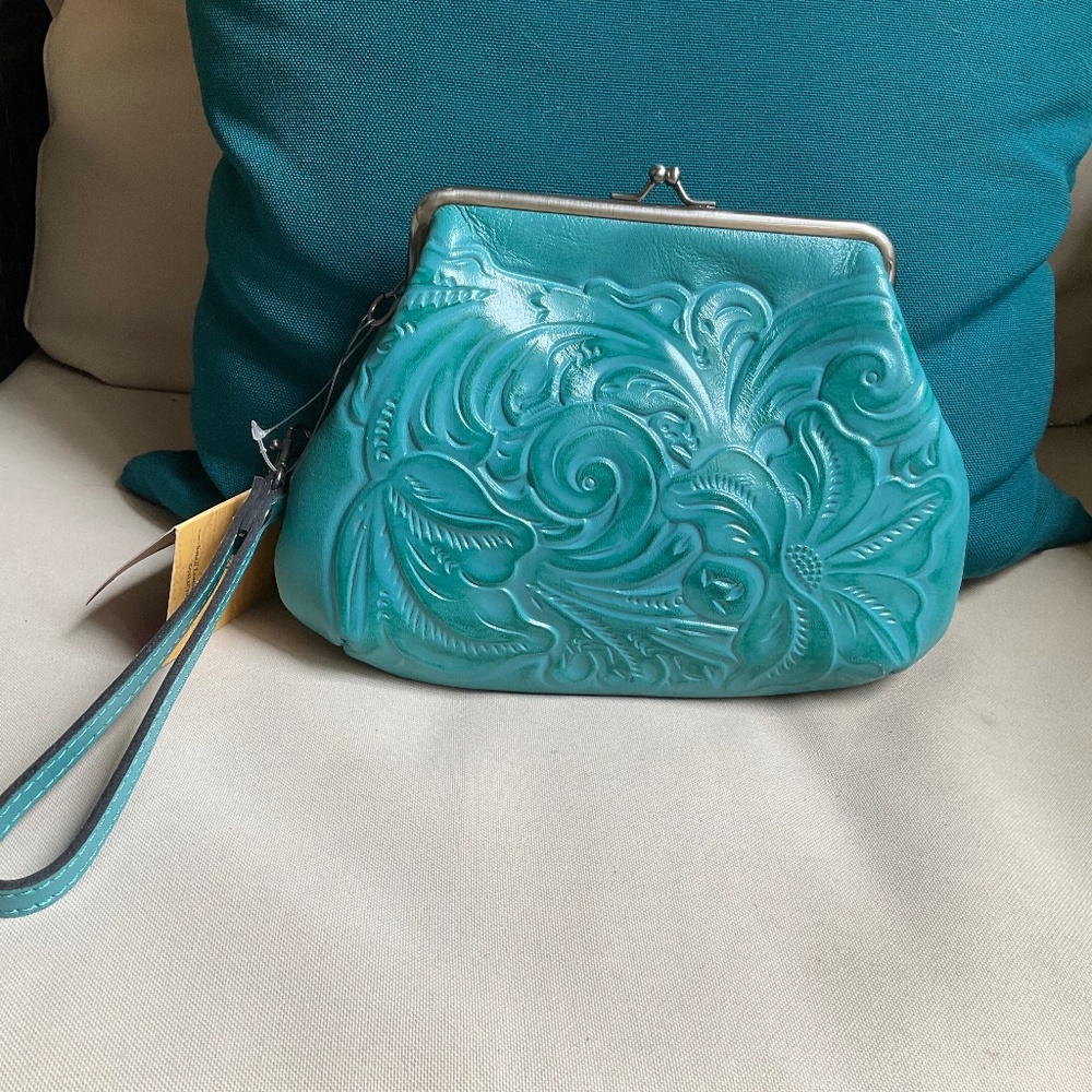 Patricia Nash Hand Tooled Savena Wristlet in Blue Grass New w/ Tags